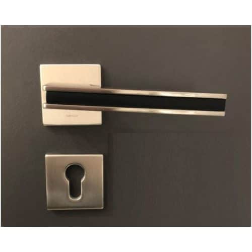 Ảnh thực tế tay nắm gạt có nắp che RV Hafele 901.78.294