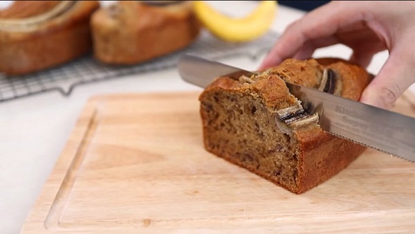 Bánh chuối nướng bằng nồi chiên không dầu