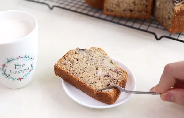 Thưởng thức bánh chuối nướng bằng nồi chiên không dầu