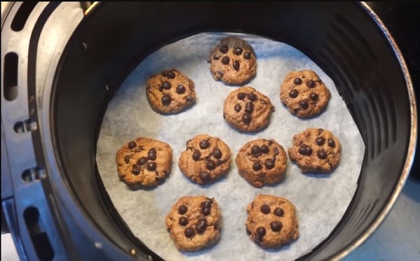 Tại sao nên làm bánh quy bằng nồi chiên không dầu