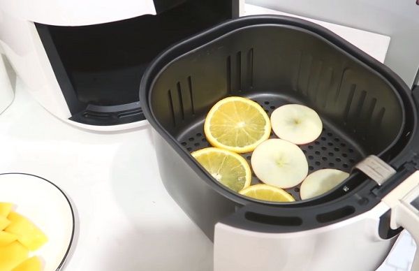 hoa quả sấy bằng nồi chiên không dầu